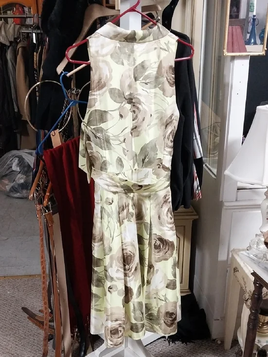 Evan Picone Floral Sleeveless Faux Wrap Dress in Light Green and Taupe - Picture 3 of 4